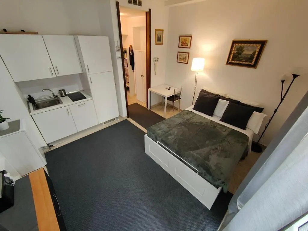 Short Rent Milan Porta Vittoria Apartment