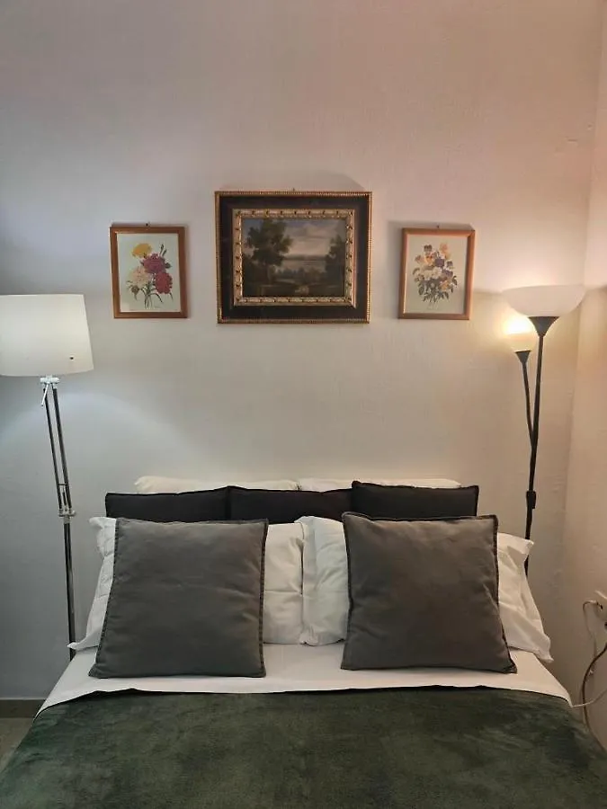 Short Rent Milan Porta Vittoria Apartment Italy